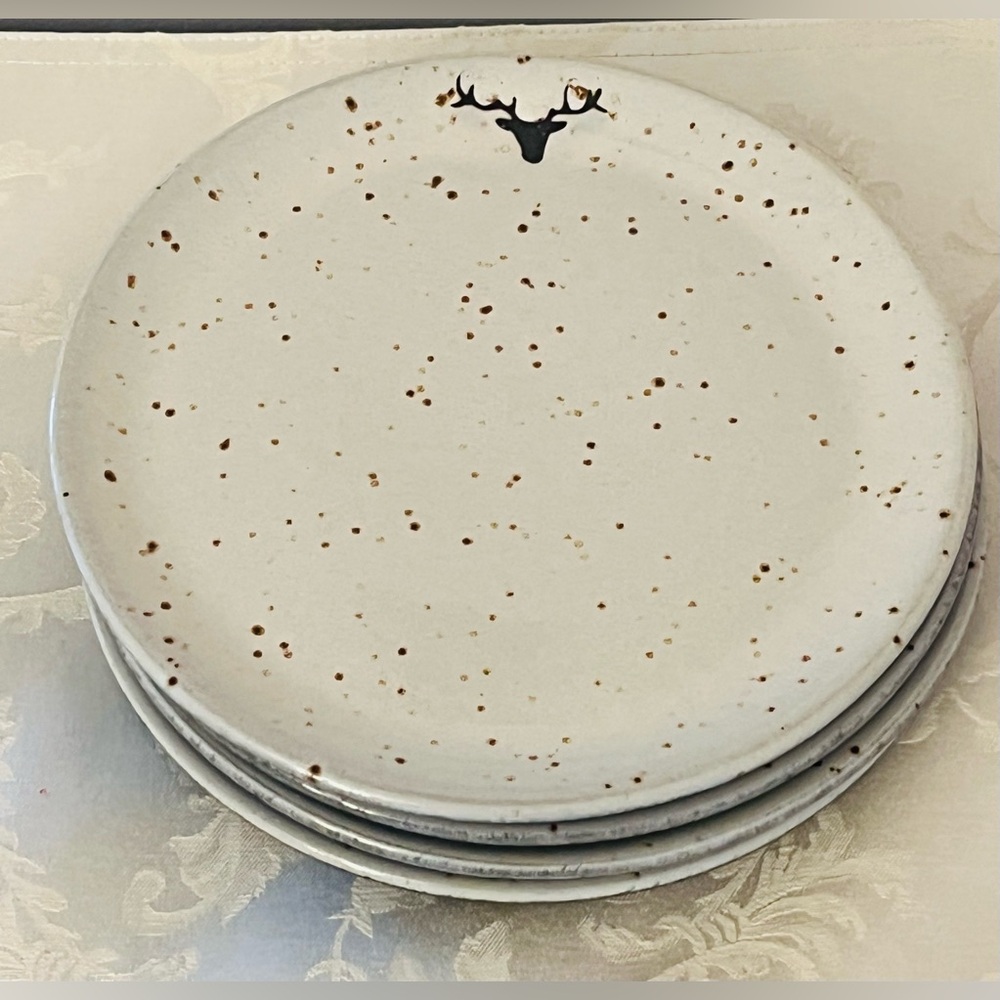 NWOB Pottery Barn Rustic Reindeer Terracotta Dinner Plates S/4 Christmas Holiday - Picture 2 of 16